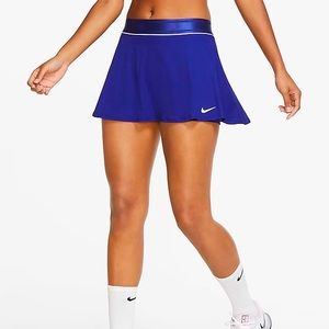 Women’s tennis skirt medium